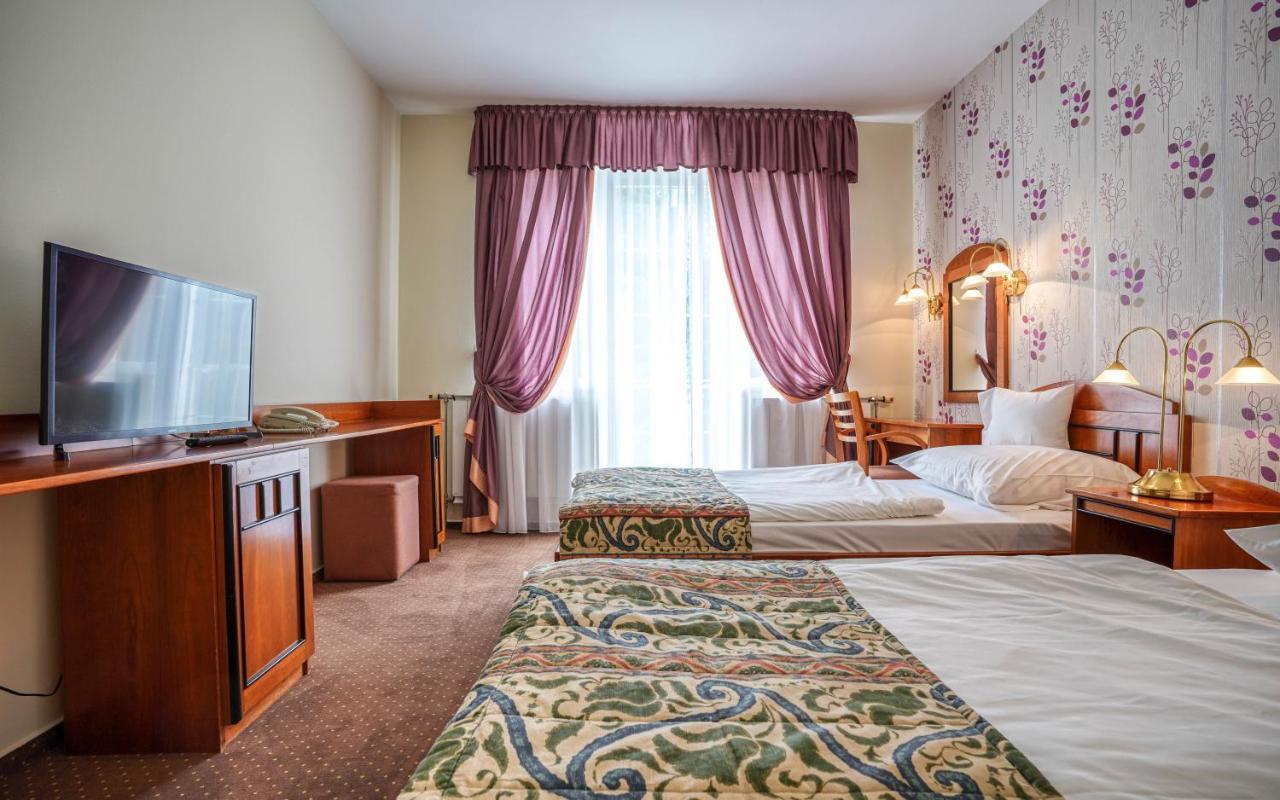 Hotel Erzsebet Hévíz Exterior foto