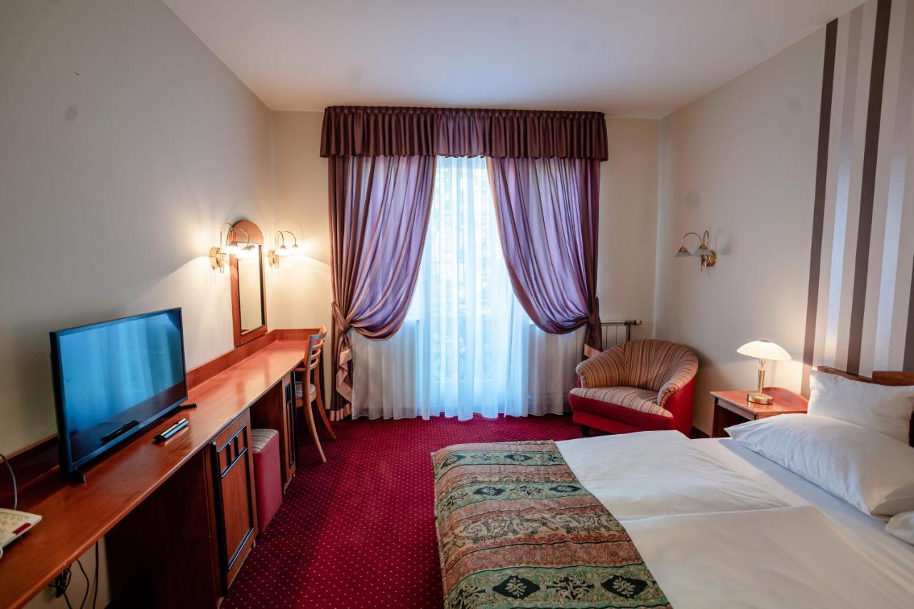 Hotel Erzsebet Hévíz Exterior foto