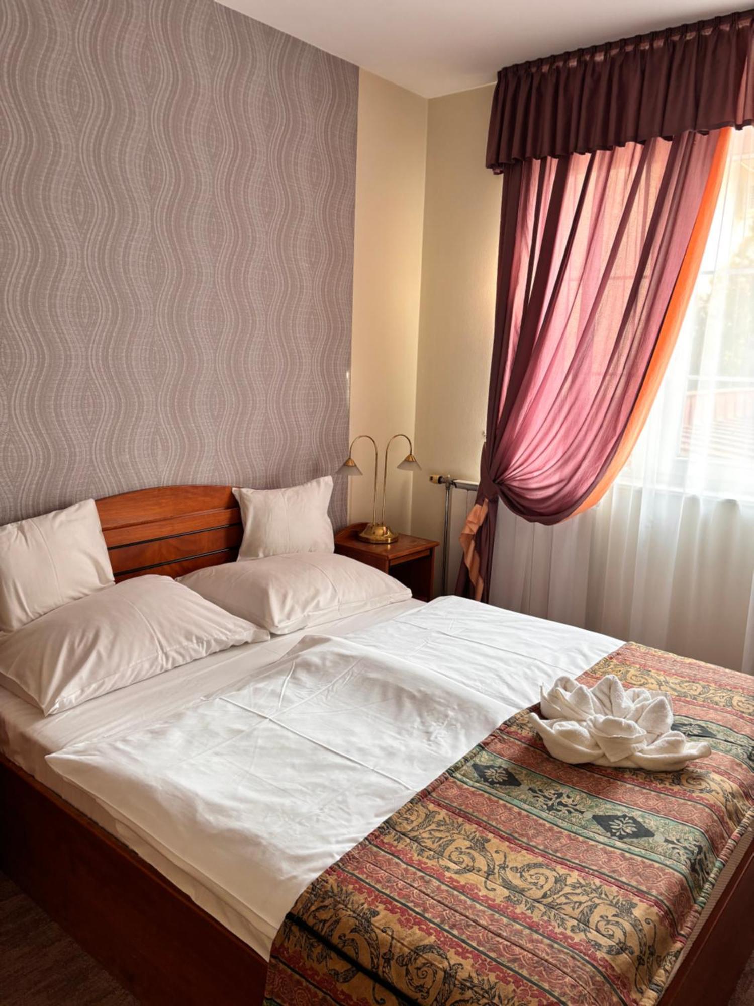 Hotel Erzsebet Hévíz Exterior foto