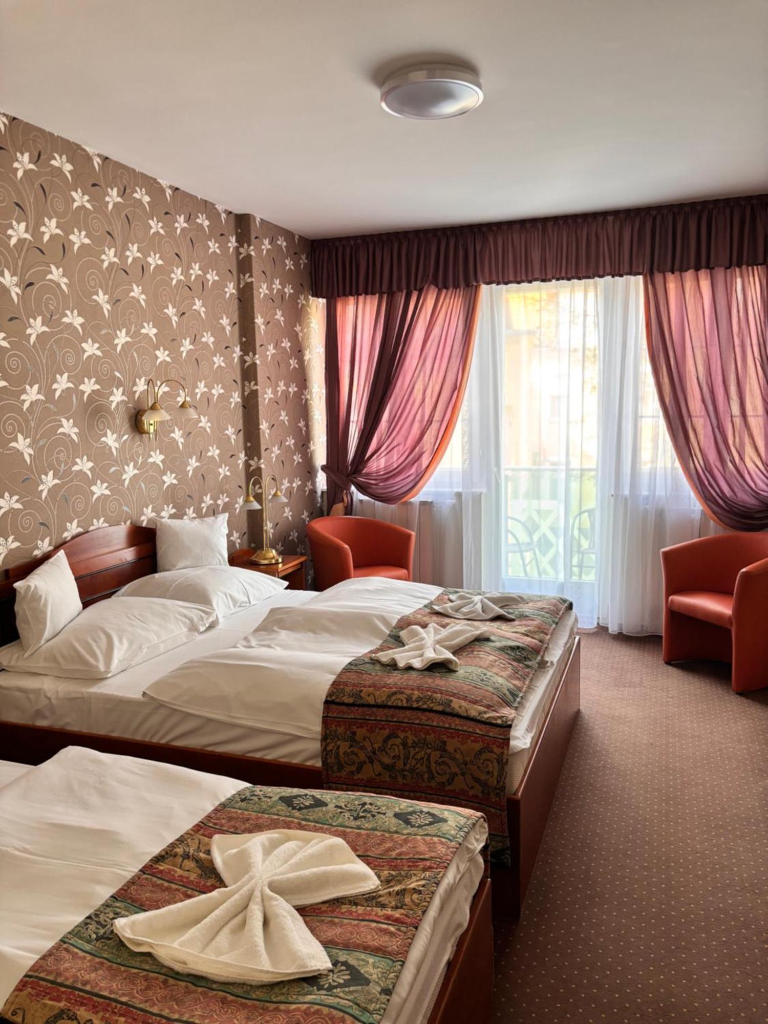 Hotel Erzsebet Hévíz Exterior foto